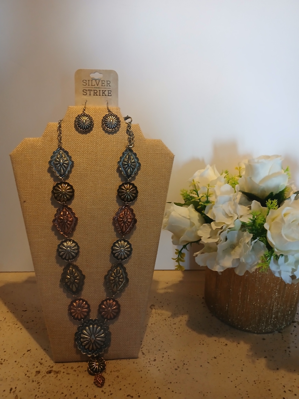 Multitone Floral Medallion Necklace - Blue, Copper & Silver